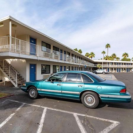 Motel 6-Palm Springs, Ca - East - Palm Canyon Bagian luar foto