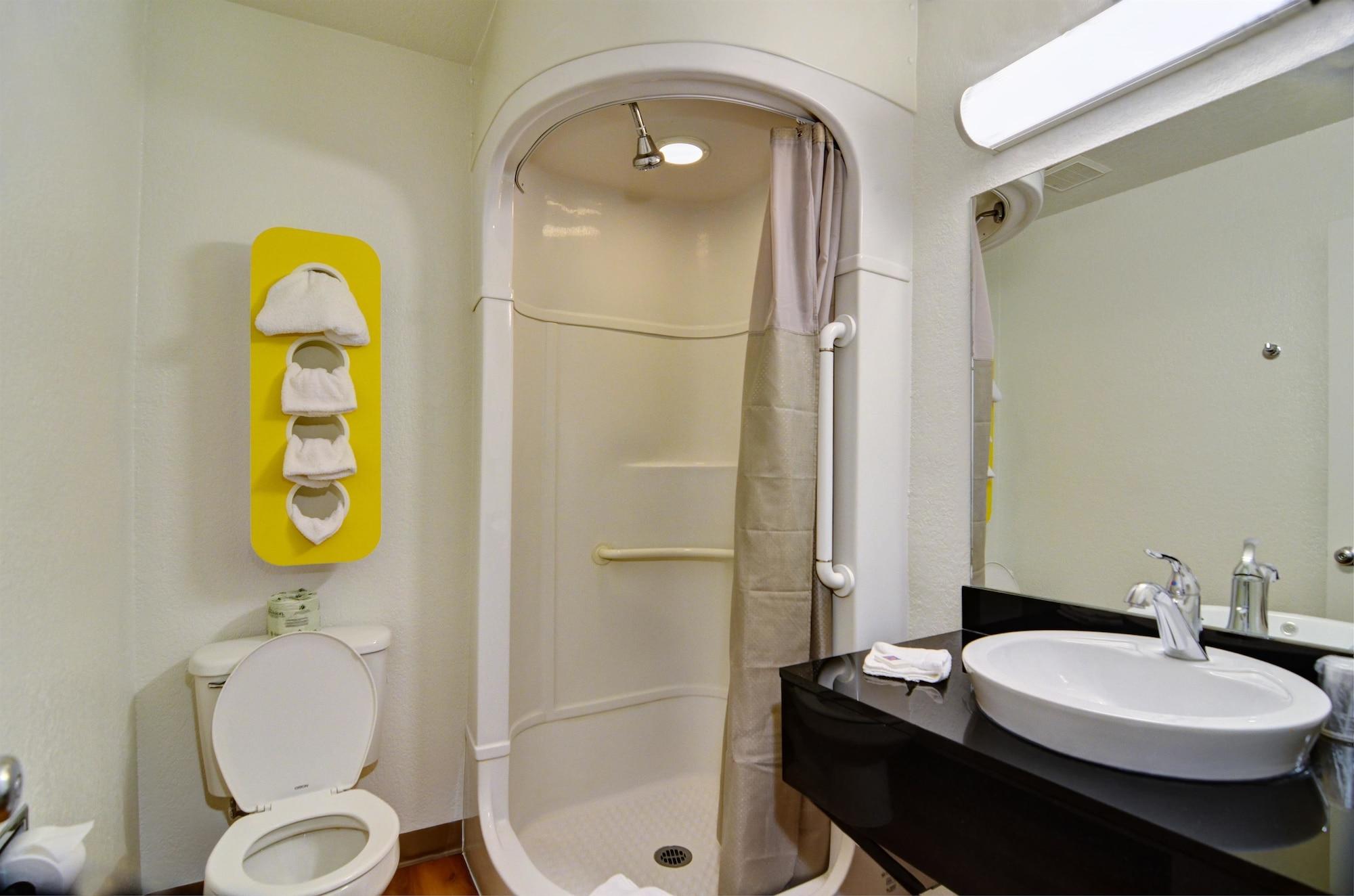 Motel 6-Palm Springs, Ca - East - Palm Canyon Bagian luar foto