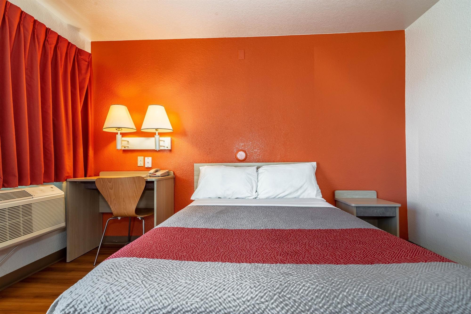Motel 6-Palm Springs, Ca - East - Palm Canyon Bagian luar foto