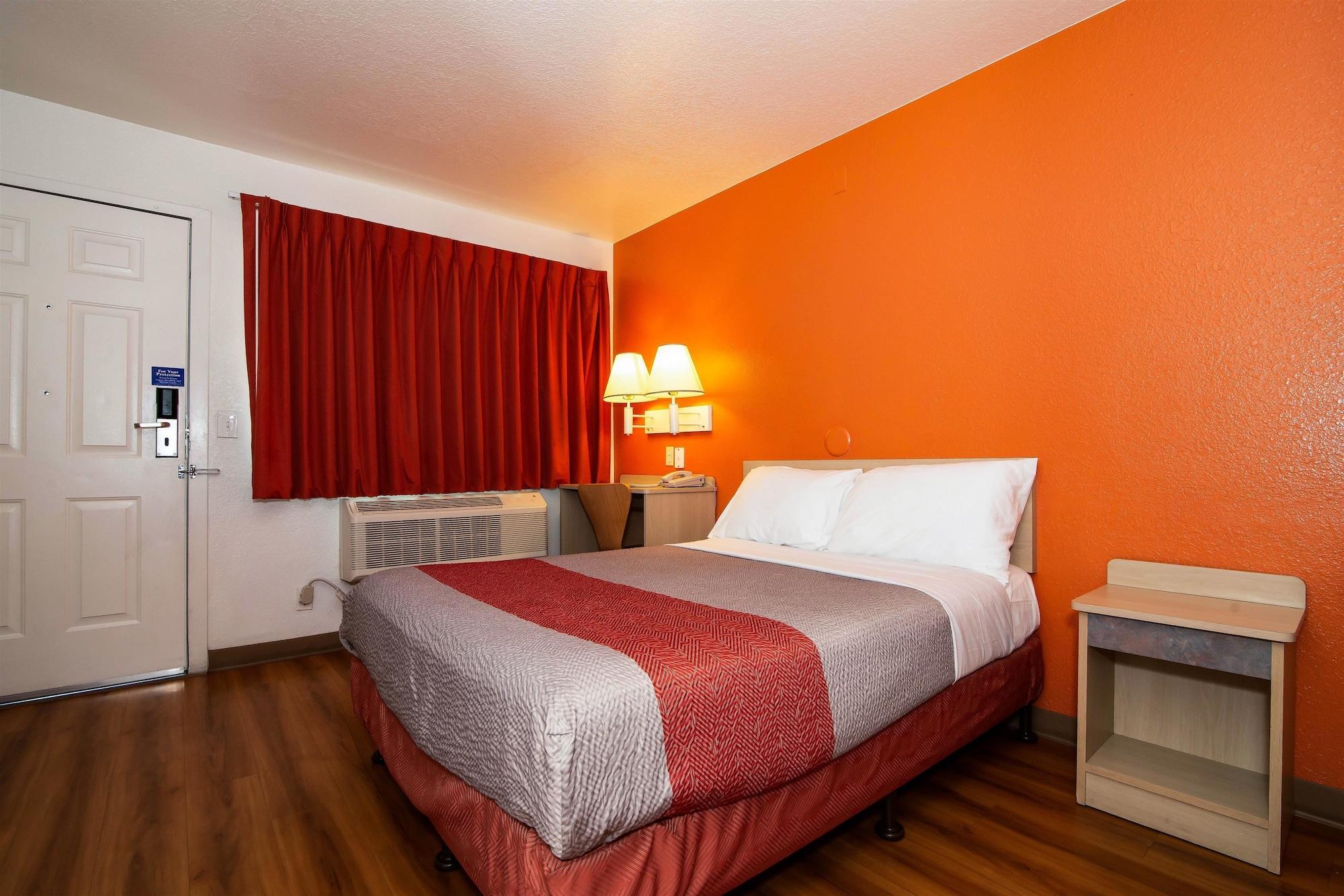 Motel 6-Palm Springs, Ca - East - Palm Canyon Bagian luar foto
