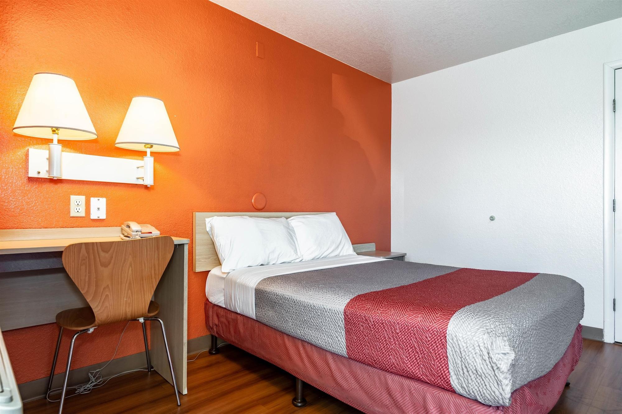 Motel 6-Palm Springs, Ca - East - Palm Canyon Bagian luar foto
