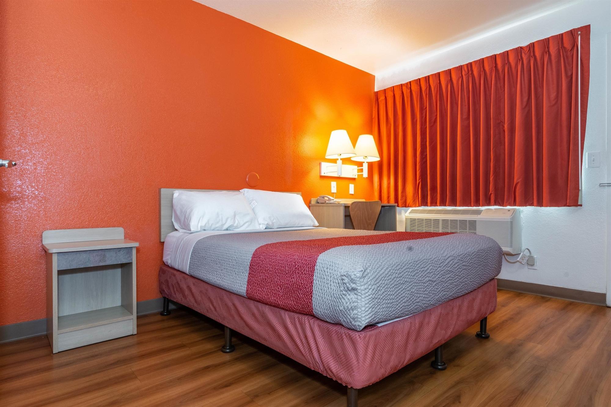Motel 6-Palm Springs, Ca - East - Palm Canyon Bagian luar foto