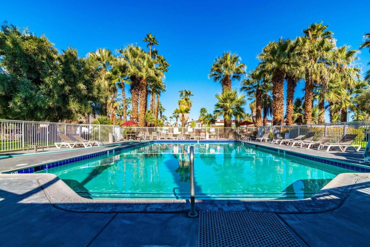 Motel 6-Palm Springs, Ca - East - Palm Canyon Bagian luar foto