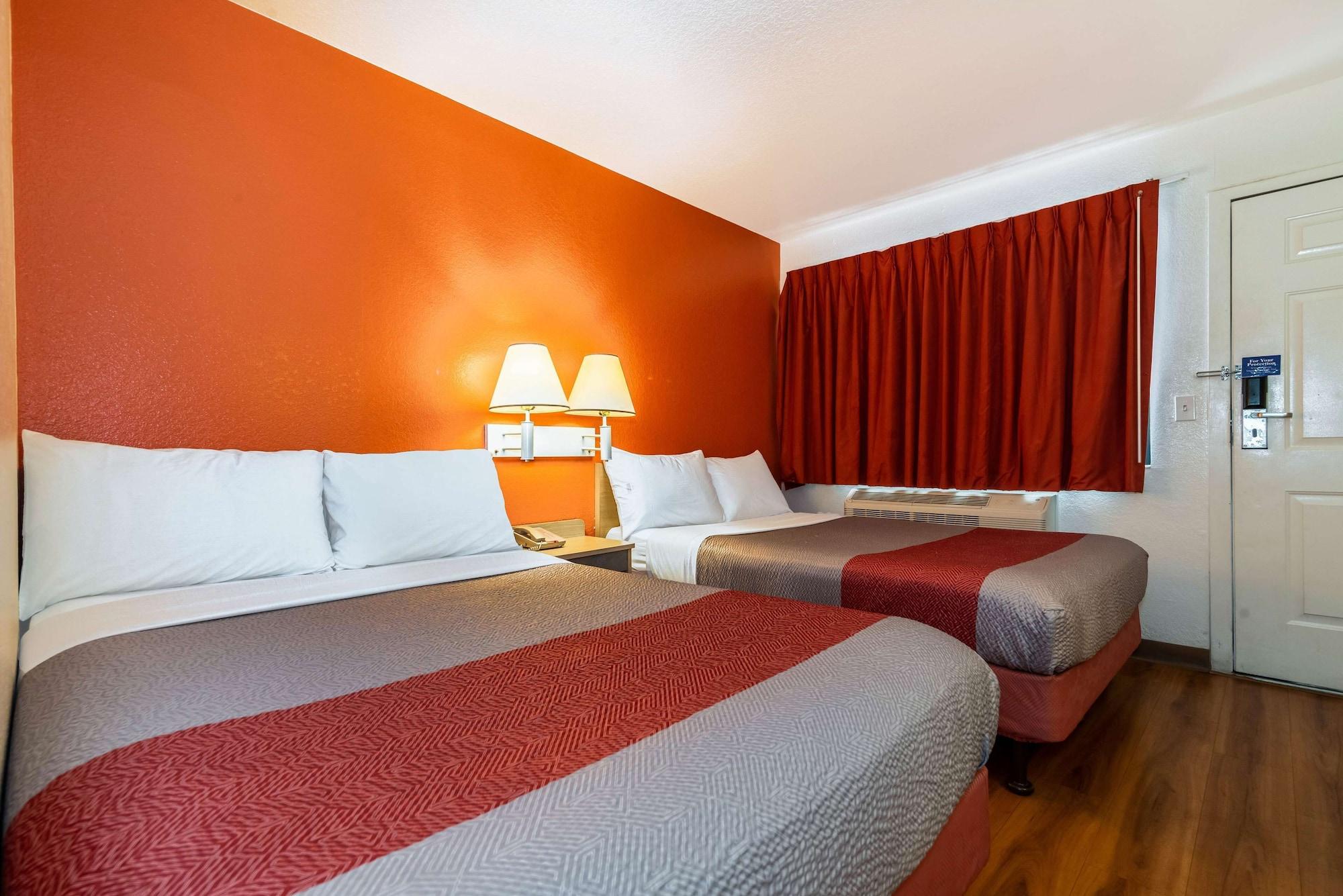 Motel 6-Palm Springs, Ca - East - Palm Canyon Bagian luar foto