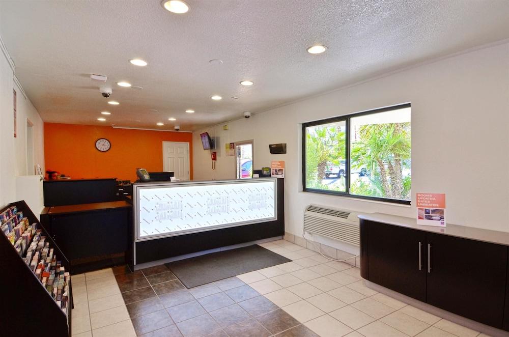 Motel 6-Palm Springs, Ca - East - Palm Canyon Bagian luar foto