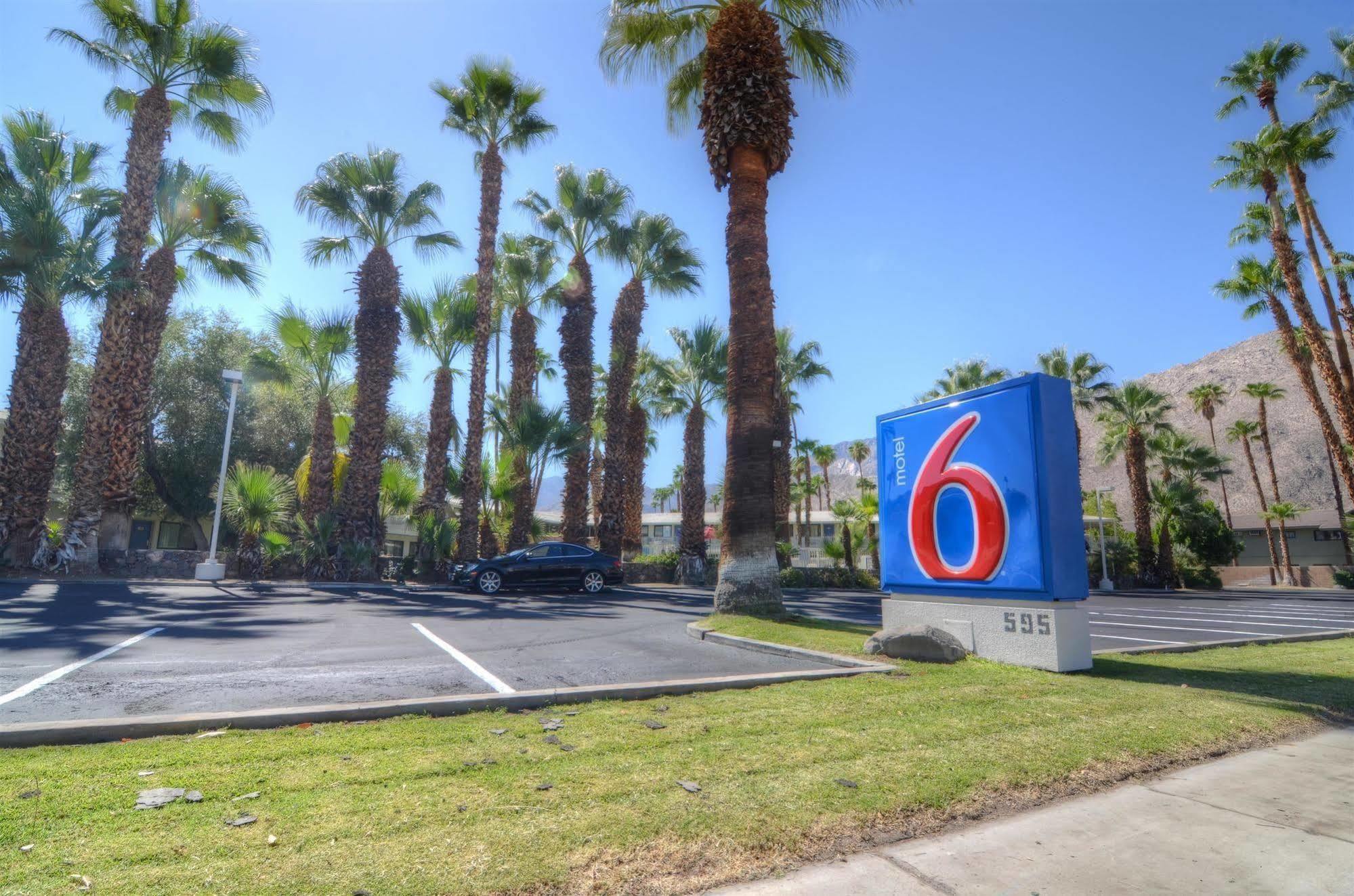 Motel 6-Palm Springs, Ca - East - Palm Canyon Bagian luar foto